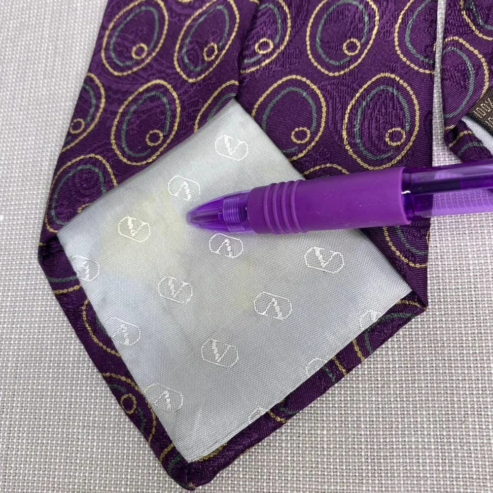 Vintage Valentino‎ silk tie